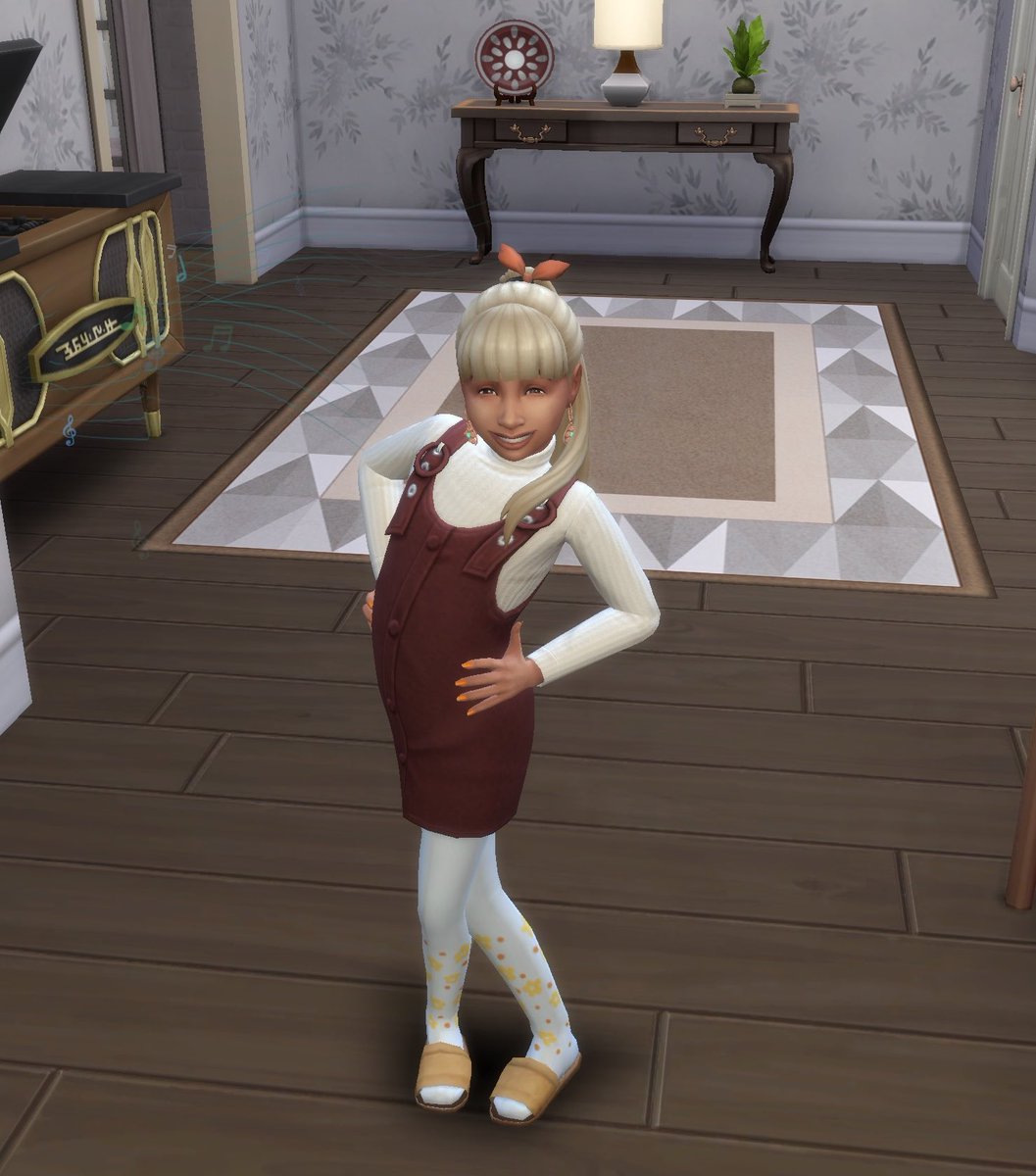 meagankart's tweet photo. Clementine aged up to kid! She’s a bit awkward now? Though aren’t we all as kids 🤟  #Sims #Sims4 #ShowUsYourSims https://t.co/vgnsE7wER8