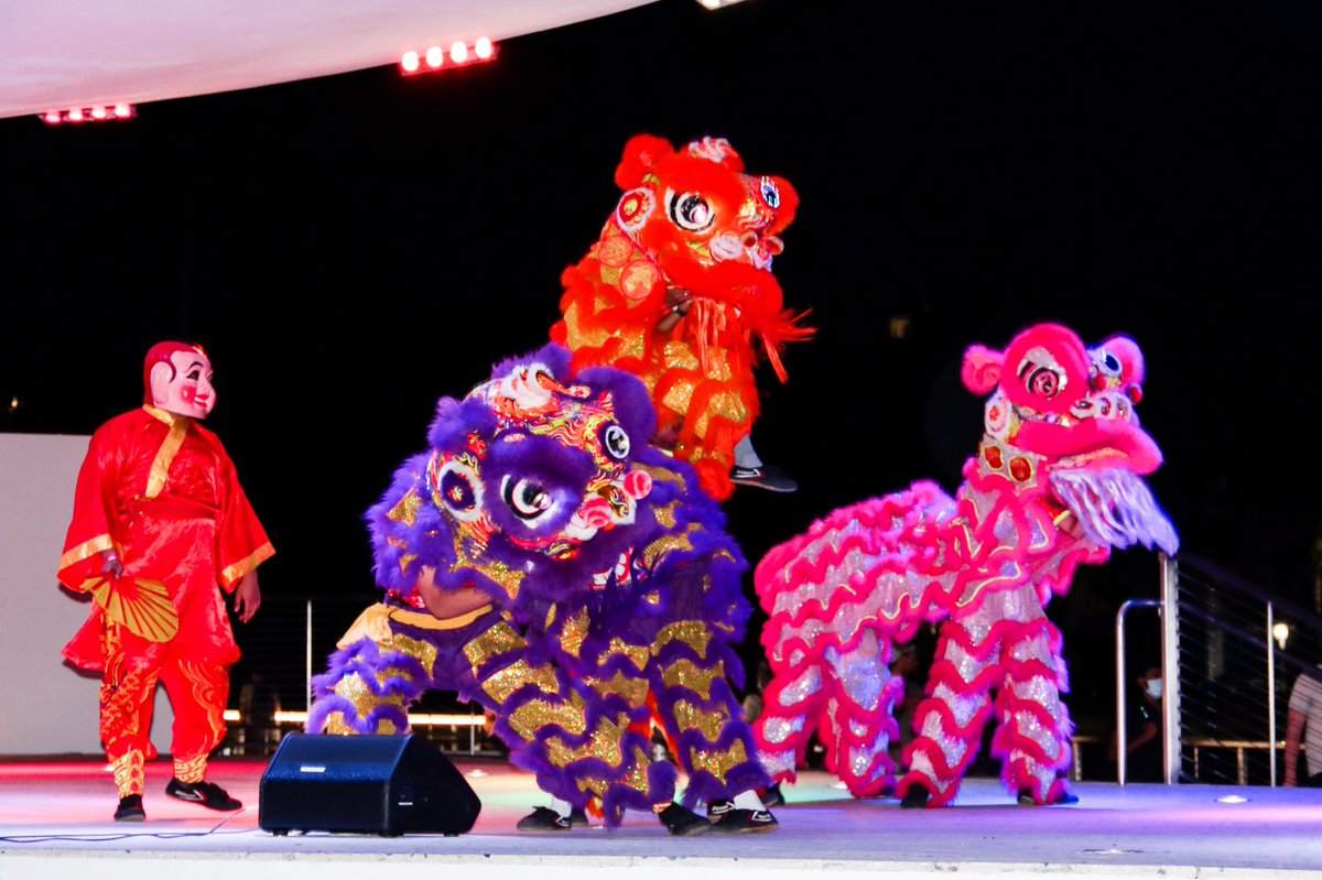 IbisYearbook's tweet photo. UM hosted a Lunar New Years festival with hundreds of people in attendance. Some students sat on the steps to watch the performances on the UC stage and participate in activities hosted by clubs. 

 📸:Allie Salvucci https://t.co/oxZDgvihQj
