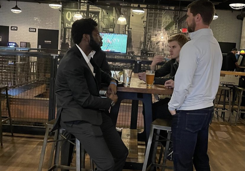 GammaIotaSigma's tweet photo. The Gamma Chapter at the University of Cincinnati participated in a networking event with GIS #SustainingPartner Great American Insurance Group last week. Members learned about E&S insurance lines and met industry professionals.
How is your chapter networking with professionals? https://t.co/ScFEU71bxj