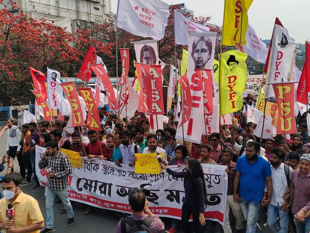 SrijanForYou's tweet photo. Bengal Speaks its Mind. 

#InsaafForAnishKhan https://t.co/s3l6dl7CXP