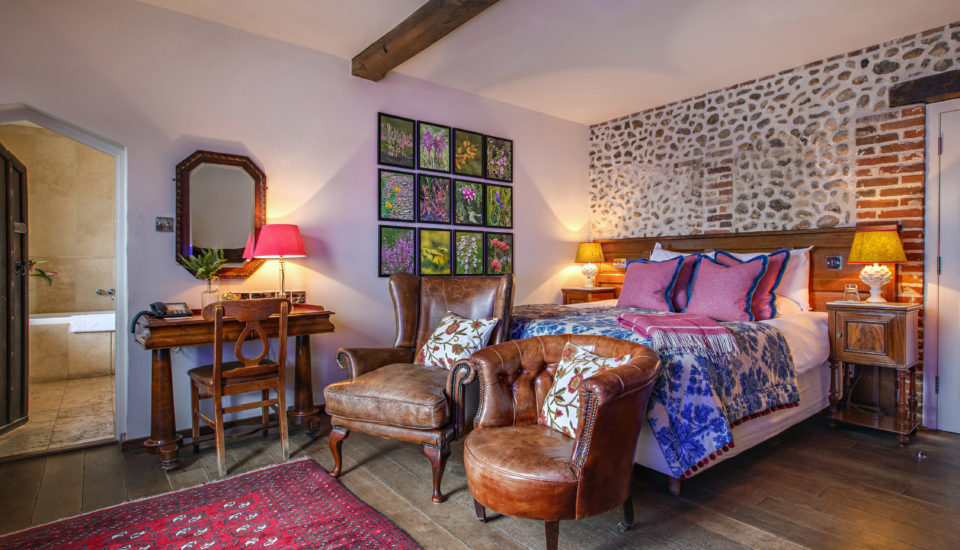 Hop into spring at Byfords, enjoy 20% off a two night stay including breakfast both mornings! 🌷

Book now: byfords.org.uk/posh-bb/spring…