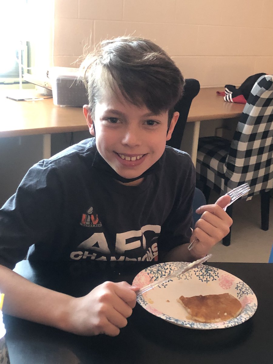KatieRenners's tweet photo. Happy National Pancake Day!!! We had a great morning eating delicious pancakes from the chefs at the Team Infinity Cafe. We also watched a few cartoons together to start the day. Love these days with our students. ๐ฅ ๐ #InfinityMI #MasonMoments #MIStrong https://t.co/8TCPf9KCFl