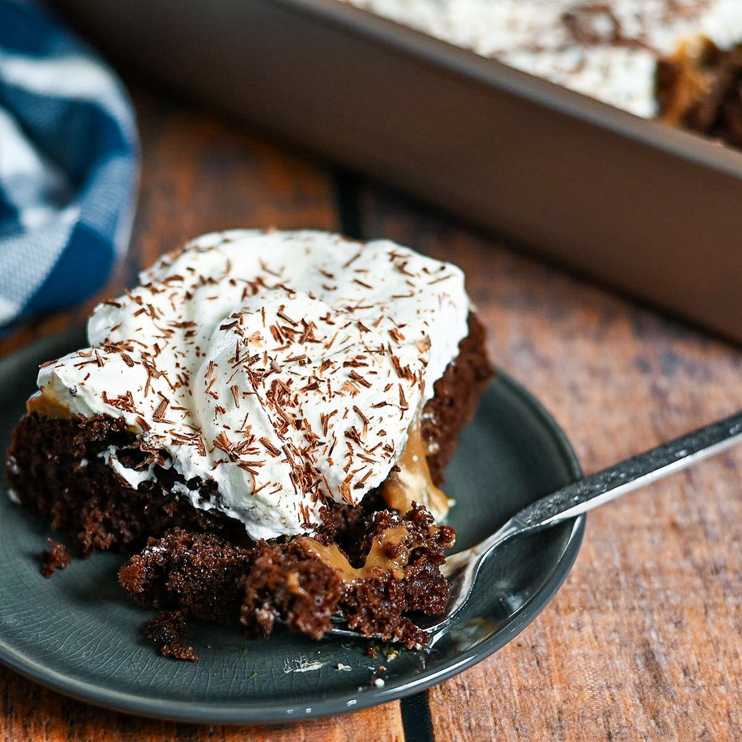 CookThisAgain's tweet photo. Easy Chocolate Mocha Poke Cake
If you are looking for an easy chocolate poke cake recipe and love coffee, have I got a recipe for you!
https://t.co/eCOpOfEmcF

#chocolatepokecake https://t.co/3Bobe2iyuO