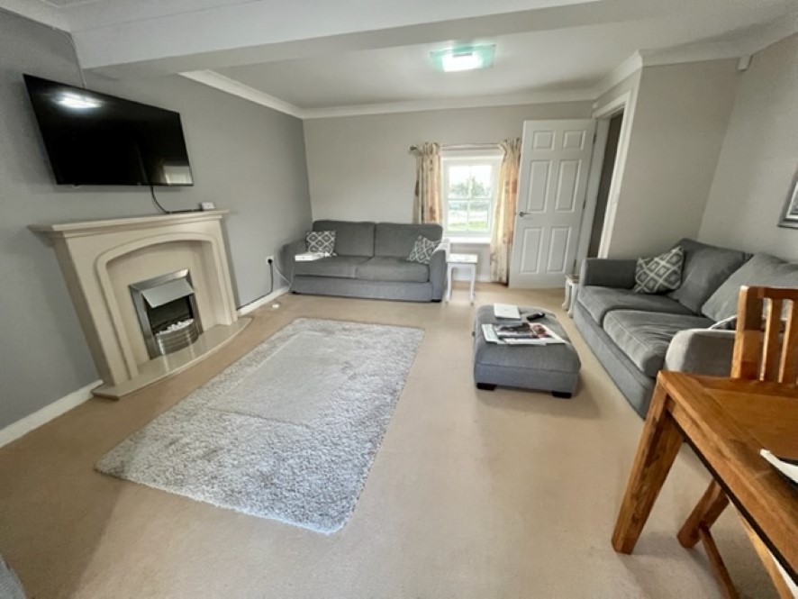 Auction House NW tweet media