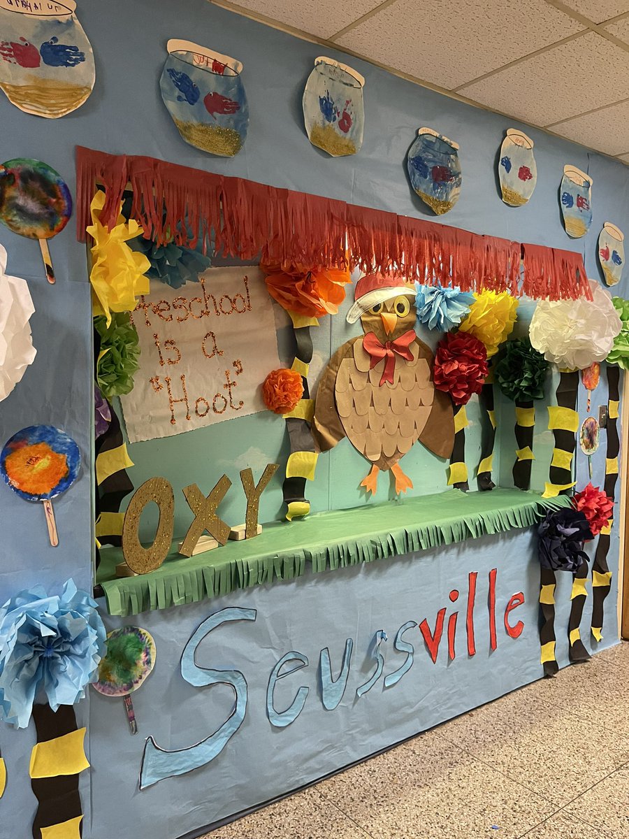 CarrieMcdowall's tweet photo. Seussville @ Oxy ! @lswainpreschool @Director_Oxy https://t.co/EOkSrSugjb