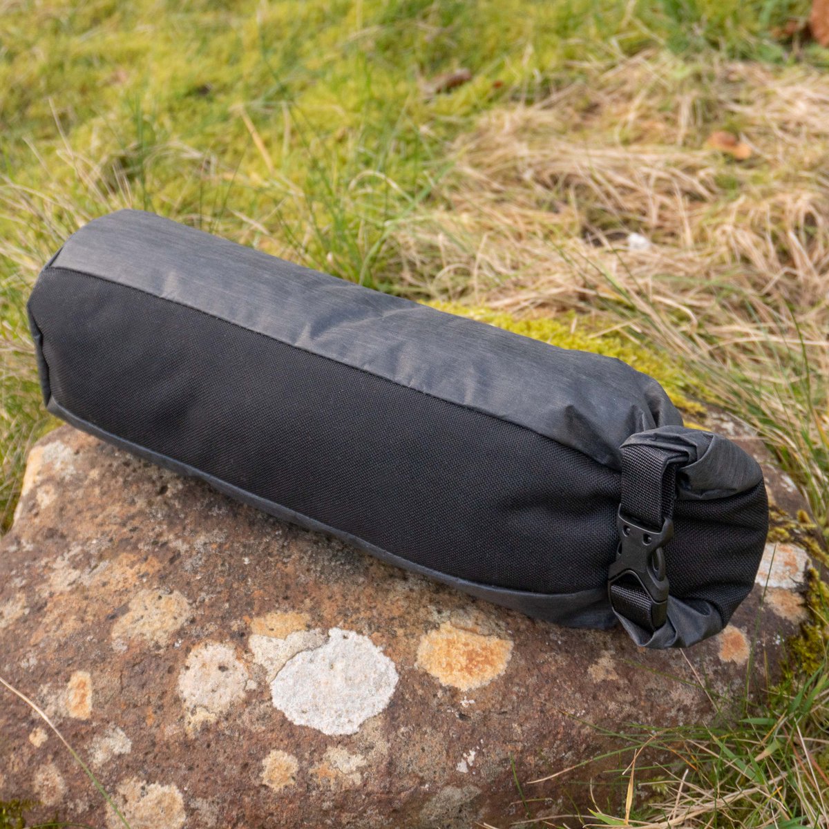 We've just gone live on the website with a new bag, the Cougar. This is an LS21, 3L rolltop bag. I suspect that we won't be able to keep these in stock for too long. Head on over to the website for a look.
