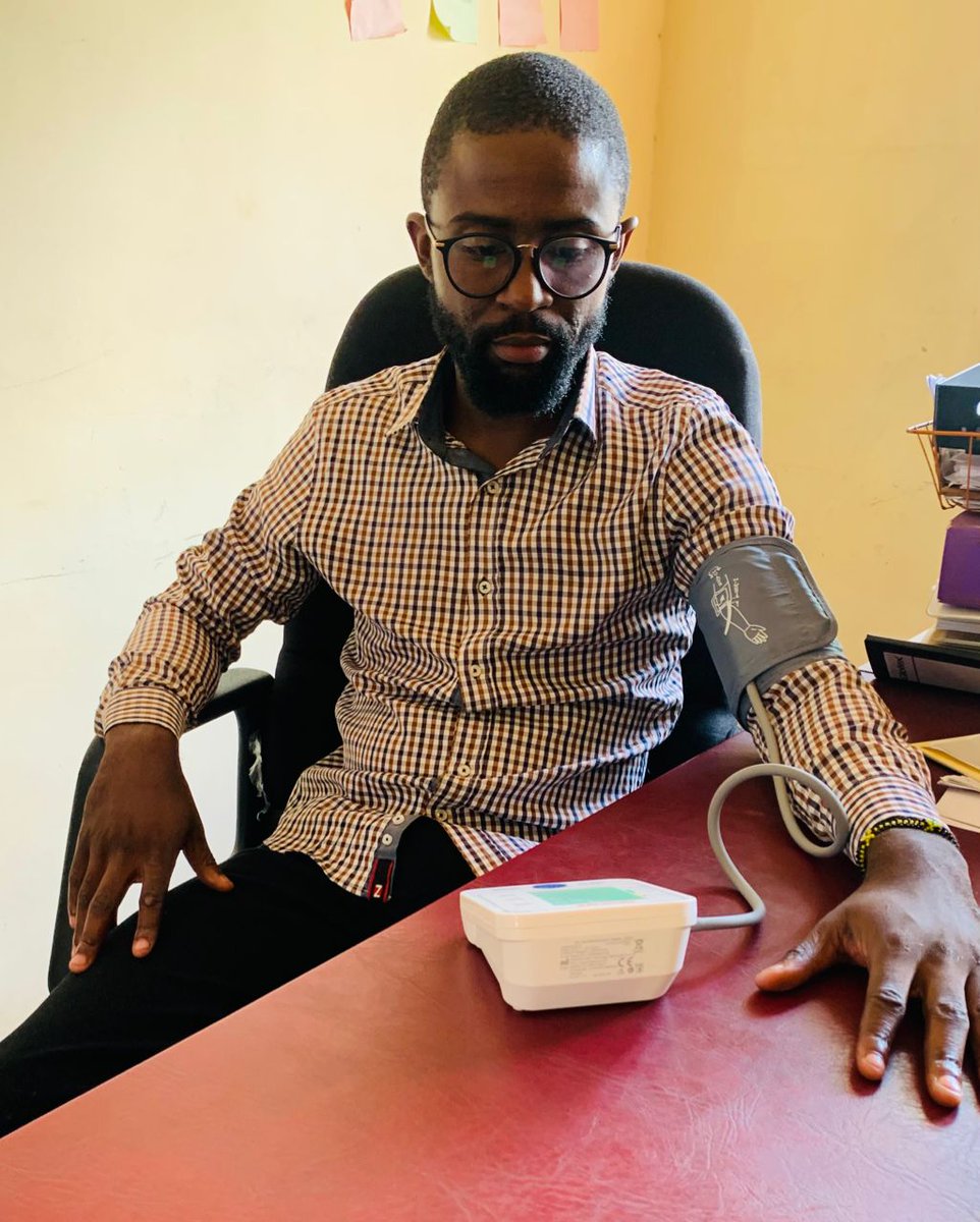 PadareMen's tweet photo. Tuesday’s Padare team health check: Blood pressure checking.  Men’s health is important,men should increase health checks
#padareforthegood
#padarecares
@CAID_Zimbabwe @OxfaminZim @Oxfam @UNFPA_ESARO @UNFPA_Zimbabwe @WPP_Africa @chindewerejm @VingiPaul @RodneyMutombo @wavengesai https://t.co/wxw4VJtmQn