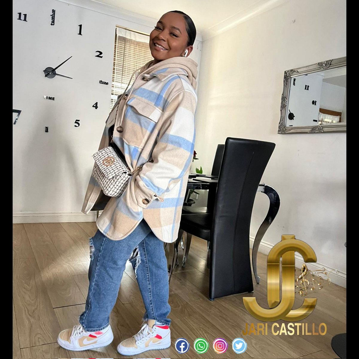 CastilloJari's tweet photo. La vida es un reto, no importa cuántas puertas tengas que tocar, cuántas caídas tengas, cuántos rechazos recibas...
Solamente sigue intentando y nunca, nunca te rindas!!!
#JariCastillo #LatinosEnLondres https://t.co/a54b2GurOl