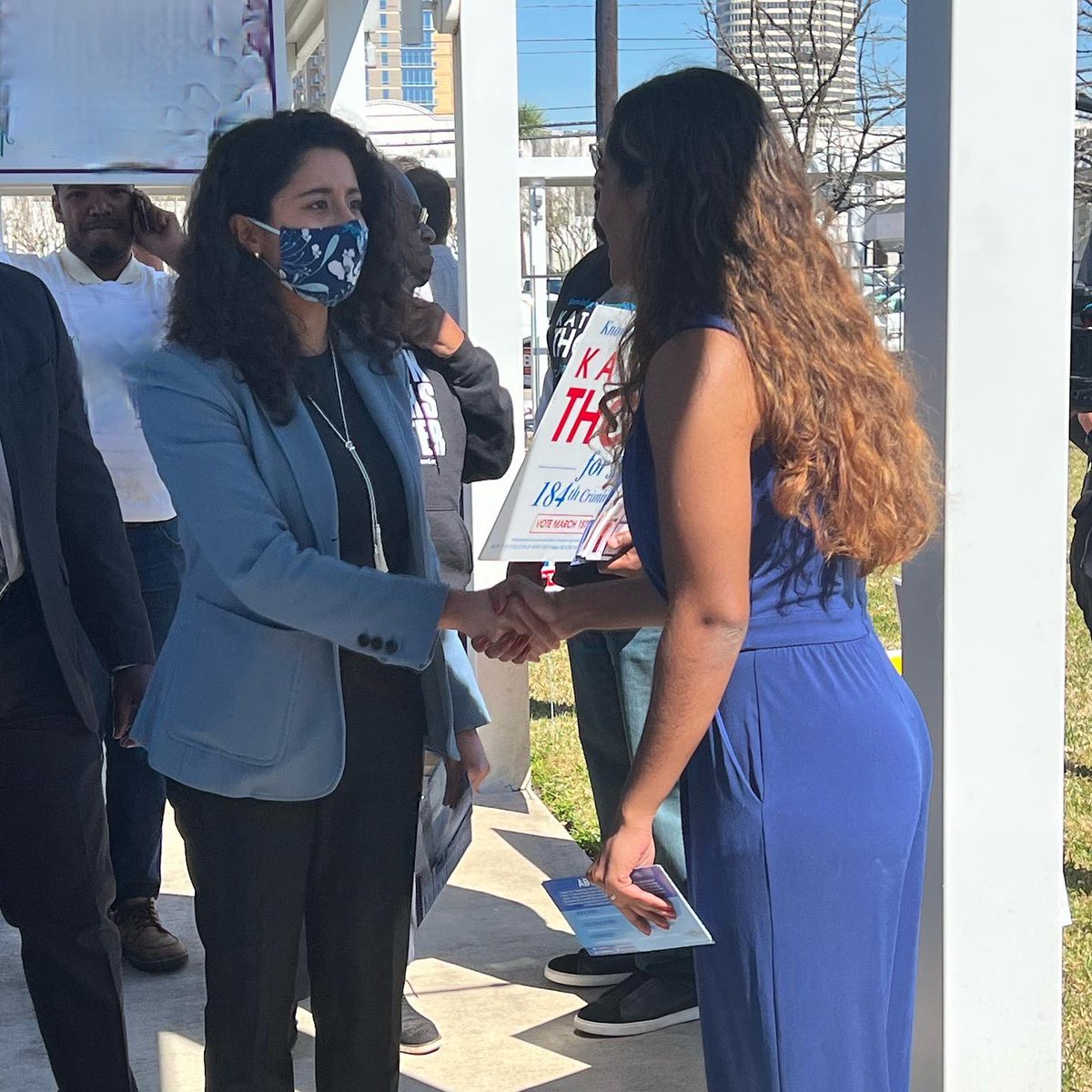 namfortexas's tweet photo. An honor to shake the County Judge’s @LinaHidalgoTX hand this morning and talk with her about the #NamforTexas campaign! Thank you Judge Hidalgo for your leadership and for being an inspiration to so many young people! #nft #VoteNam #electprogressives https://t.co/cOXoJxnuUA