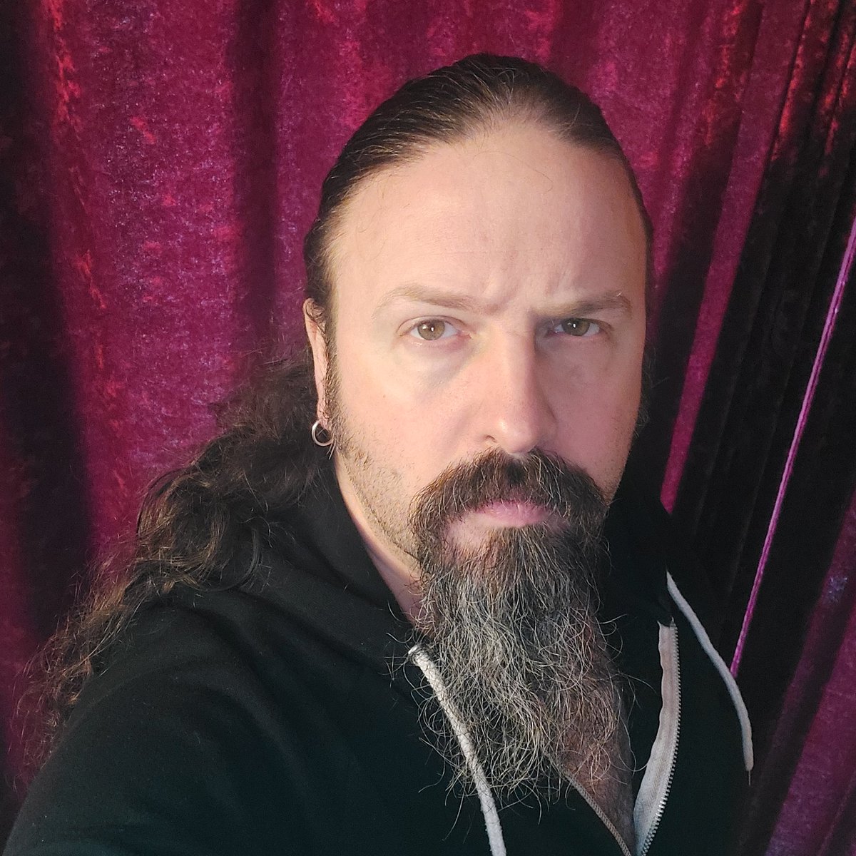 RavenwolfGames's tweet photo. @badly_games Beardy gamers unite 😎 https://t.co/DvZRKaqRfi