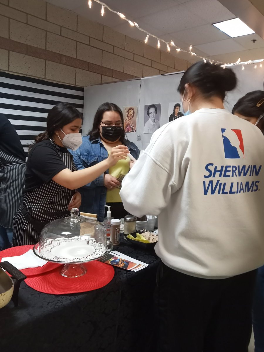 SBMTownview's tweet photo. K-Feteria is selling coffee for $5! 3rd Floor Business Hall don't miss out!
#coffee #bake #business #Bakery #SBM #Townview #SBMTownview https://t.co/vq2jLv3kta