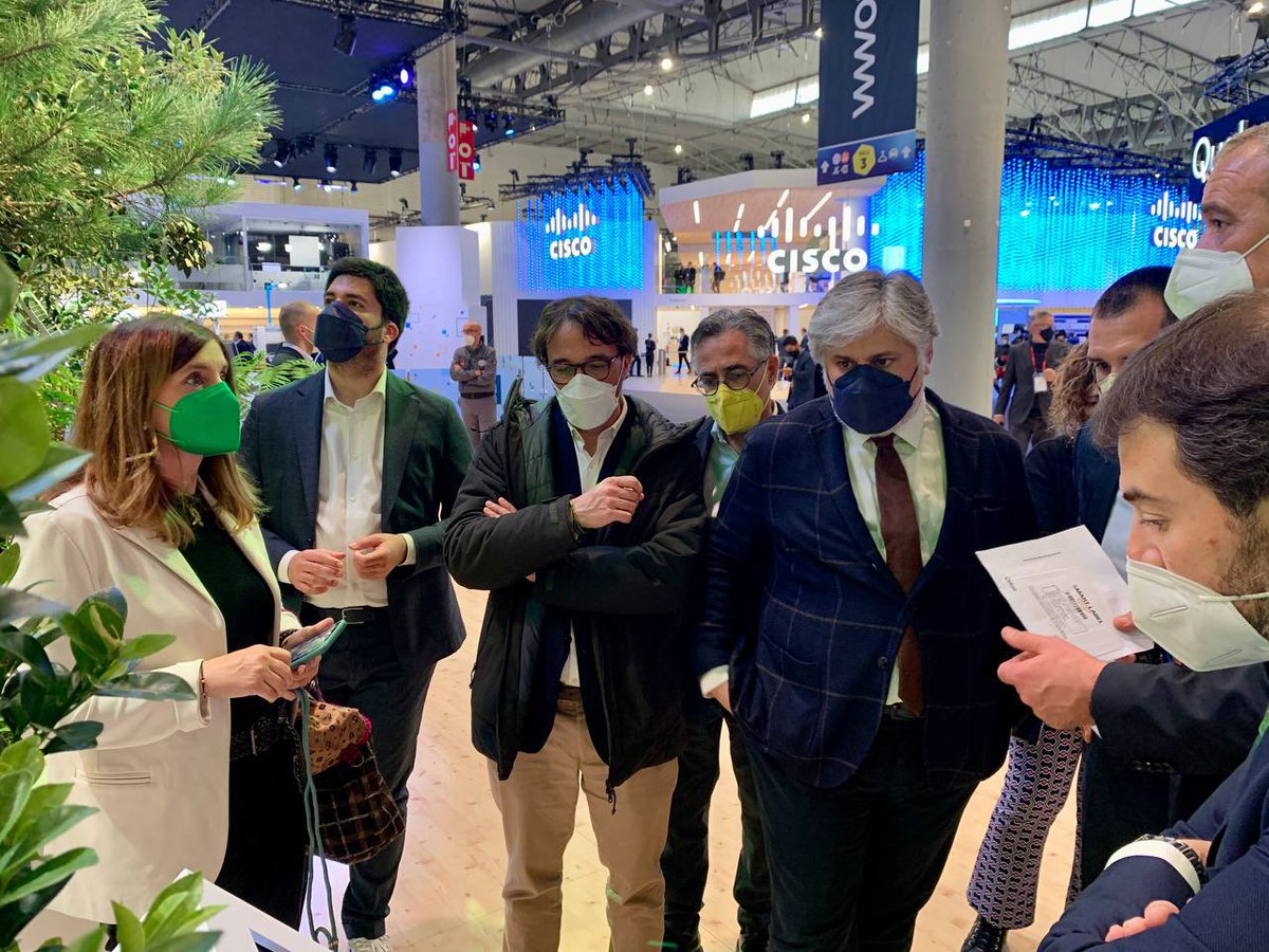 albertbatet's tweet image. El #MWC2021 consolida Catalunya com a país referent en innovació digital i permet, al llarg de l'any, potenciar i captar talent en sectors emergents.
Avui hem conversat amb emprenedors i hem conegut projectes pioners que generaran un gran impacte per a la nostra economia.