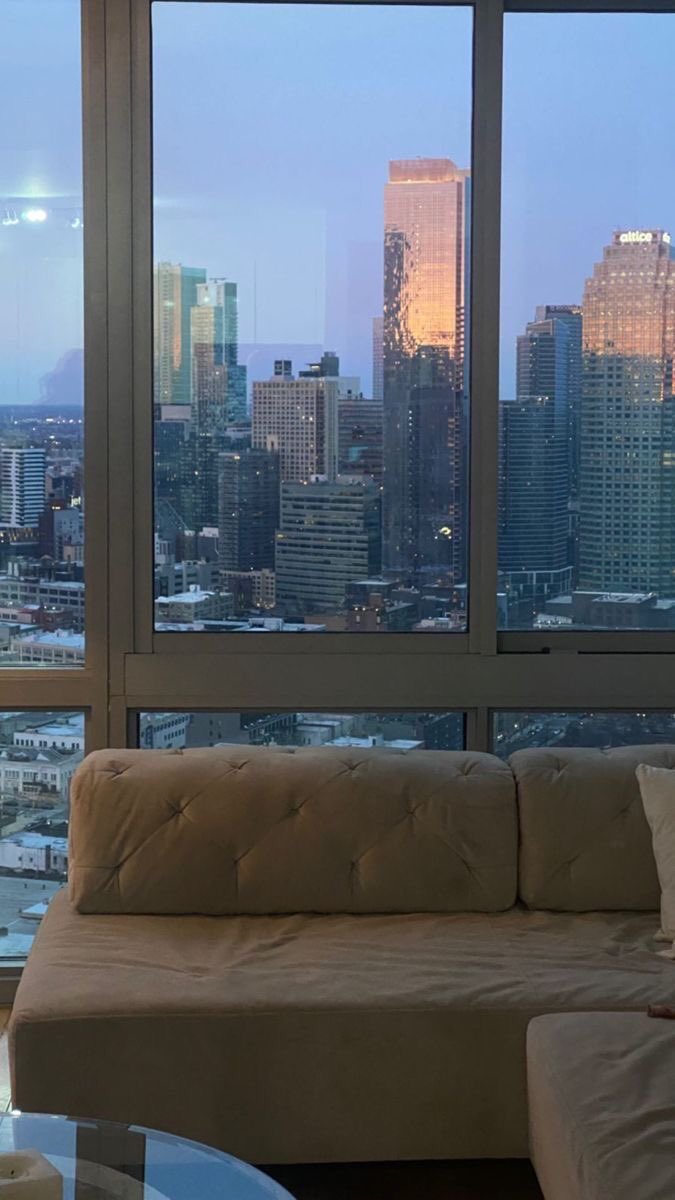 addictviews's tweet photo. View of NYC https://t.co/CLk9zeTWXc
