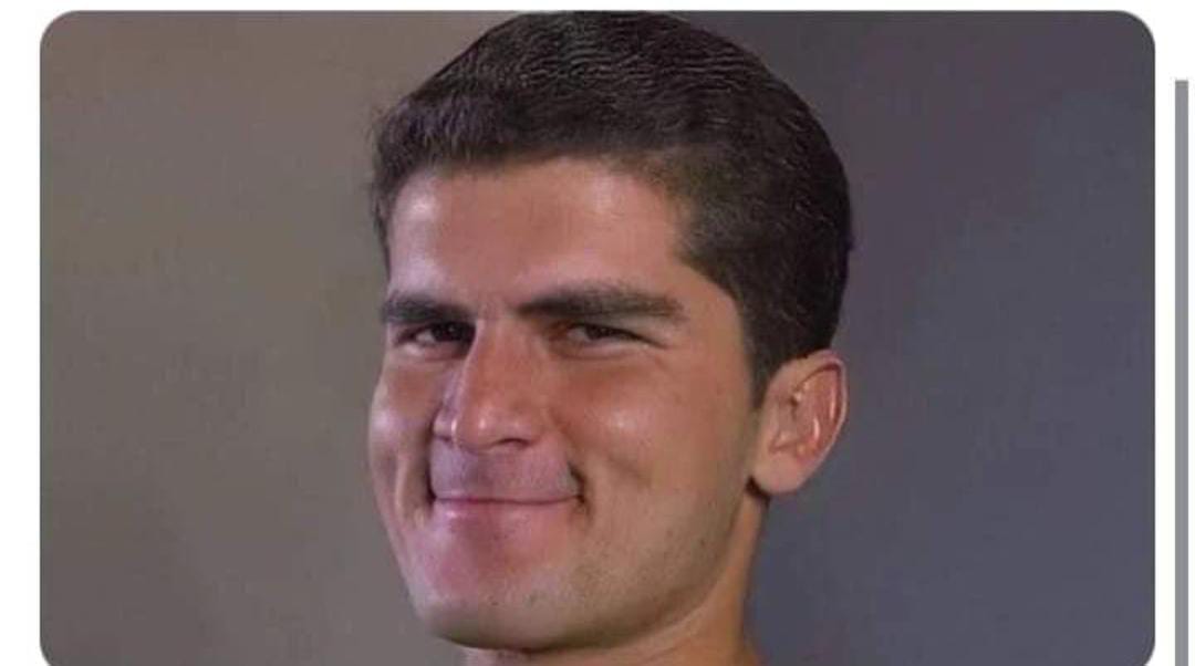 Shabbiiii333's tweet photo. @iShaheenAfridi @SAfridiOfficial Hehe boi! https://t.co/MN8LIa10q9
