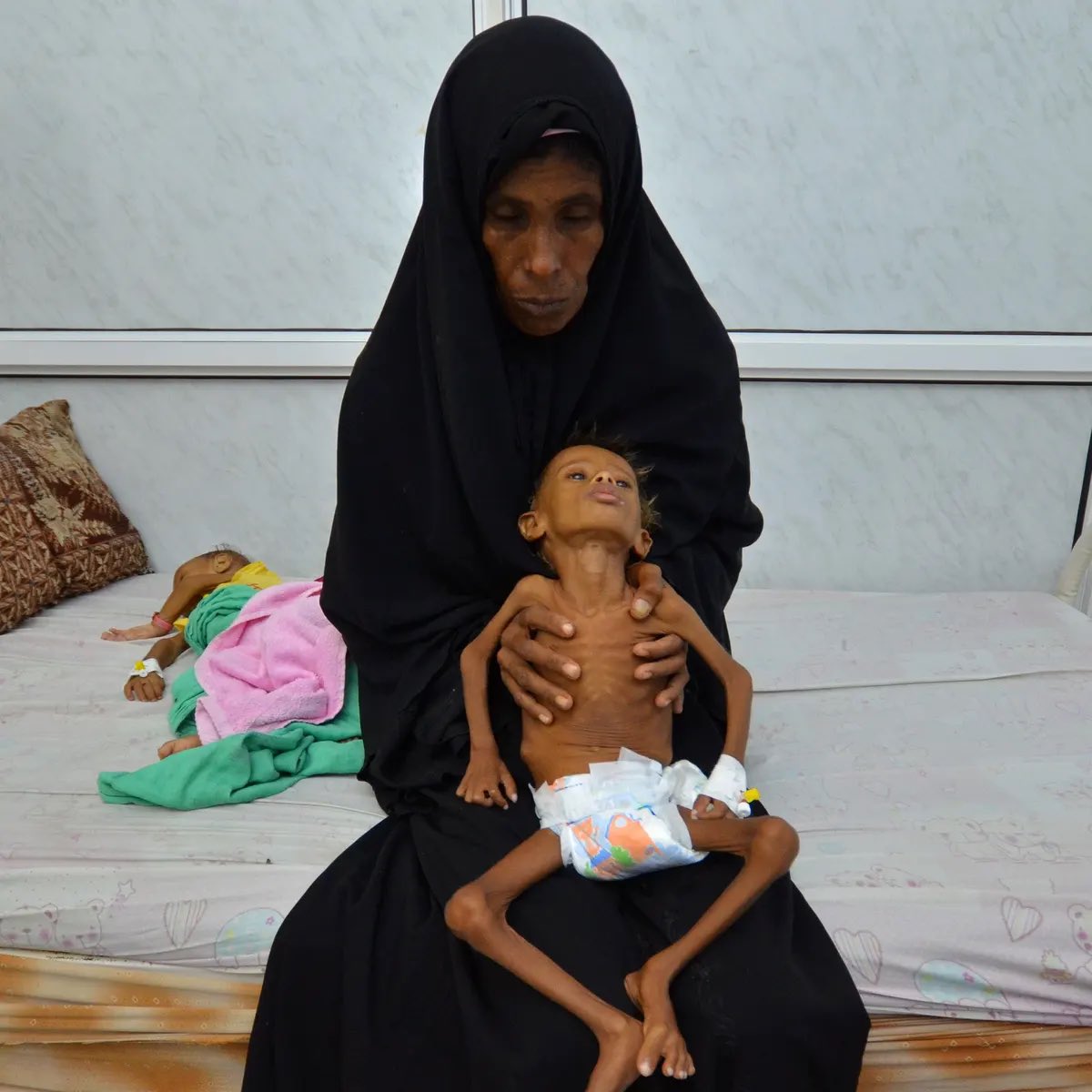 If you're a journalist and you choose to selectively report picture one and not picture two, you should have no place in journalism.

Report equally or report nothing.

Sending much love to Ukrainian, Yemeni, Palestinian, Syrian, Iraqi and Afghani Mums. From where we all come.