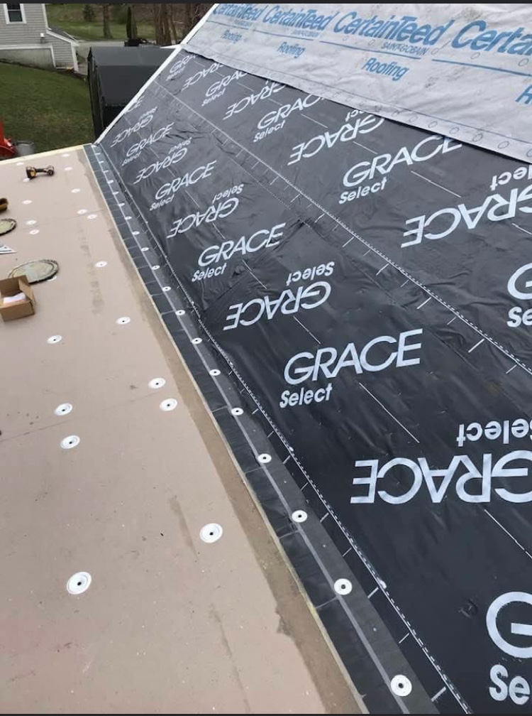 BrownBrosRoof's tweet photo. Don't hesitate to reach out to Brown Bros Roofing for any of your roofing needs. We've helped thousands of our neighbors around the state keep their homes protected. Contact us for a quote. 

https://t.co/66kmfLYmom https://t.co/7DUNkLkyzX