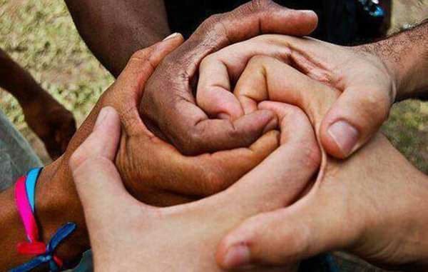 LFdCesmas's tweet photo. Objetivos #DíaDeLaCeroDiscriminación: #plantarlecara y asumir que todos los seres son iguales y tienen talentos y valía ❤️‍🔥🙌🏼

La #DUDDHH establece que nadie tiene la potestad de arrebatar sus derechos a otros. 

Hoy ES MUY NECESARIO RECORDARLO 🙏🏼🕊

@AlejandroSanz https://t.co/DzS8uE0Qpt