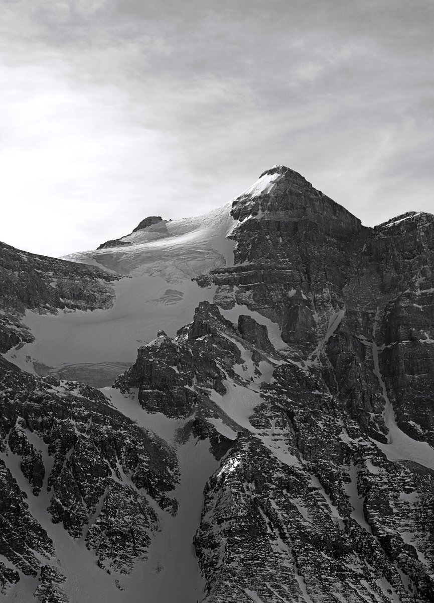 mvrindv's tweet photo. @Chainbro22 "Mountainous V"

https://t.co/kfJZxmgm93 https://t.co/HhGQK5QBDL