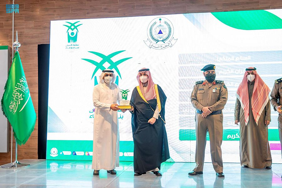 سمو نائب أمير #حائل يدشن فعاليات الاحتفال باليوم العالمي للدفاع المدني بالمنطقة.
spa.gov.sa/2333749
#سلامة_الإنسان_بناء_ونماء
#واس_عام