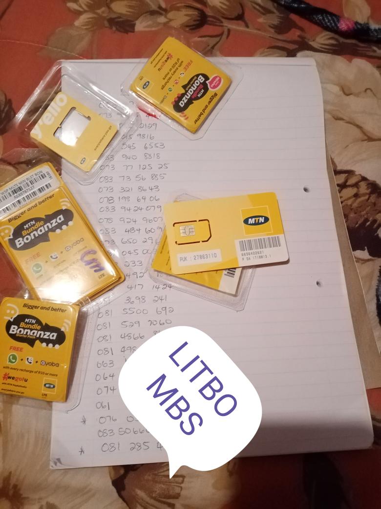 sinovuyoRoyal's tweet image. Me working Night-shift busy Registering numbers❤️❤️❤️I haven't reach my Target yet but I am very close😭😭😭#BBMzansi