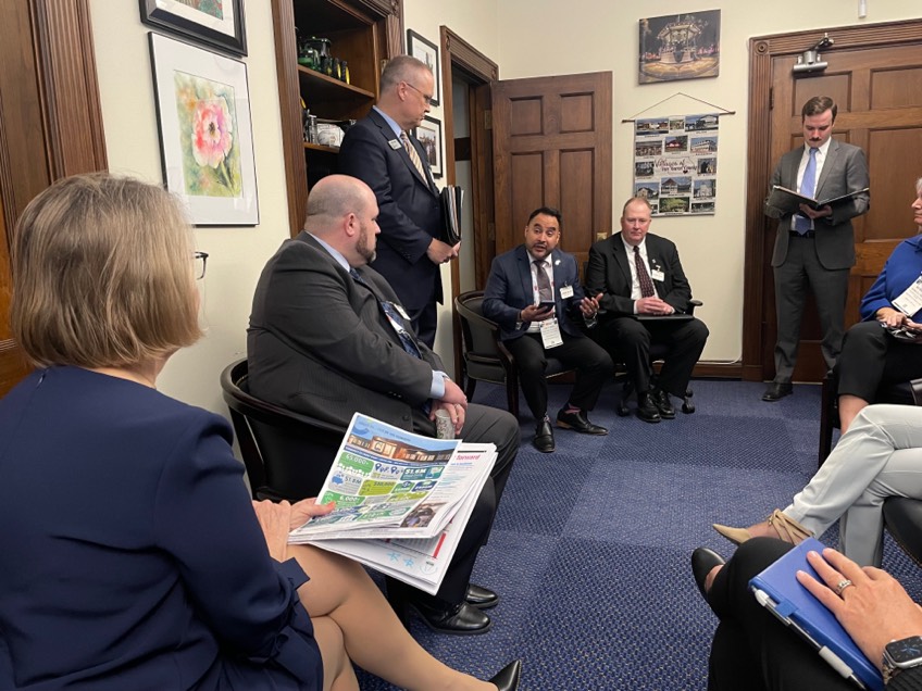 icul's tweet photo. Thank you to @RepMMM for meeting with #IowaCreditUnion leaders this morning to discuss ways to improve the financial lives of Iowans. https://t.co/bnn9NRG6Ri