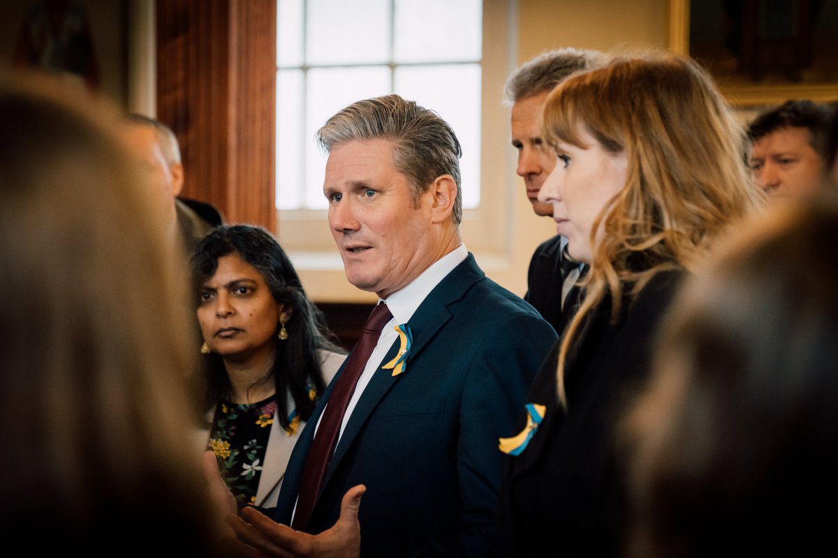 Keir_Starmer's tweet photo. The Ukrainian Autocephalous Orthodox Church in Ealing which @AngelaRayner, @RupaHuq, @_petermason and I visited today is one of many who are working hard to raise funds for the #HelpUkraine Emergency Appeal.

Labour is steadfast in our support and solidarity with Ukraine. https://t.co/K5ra1yDmnu