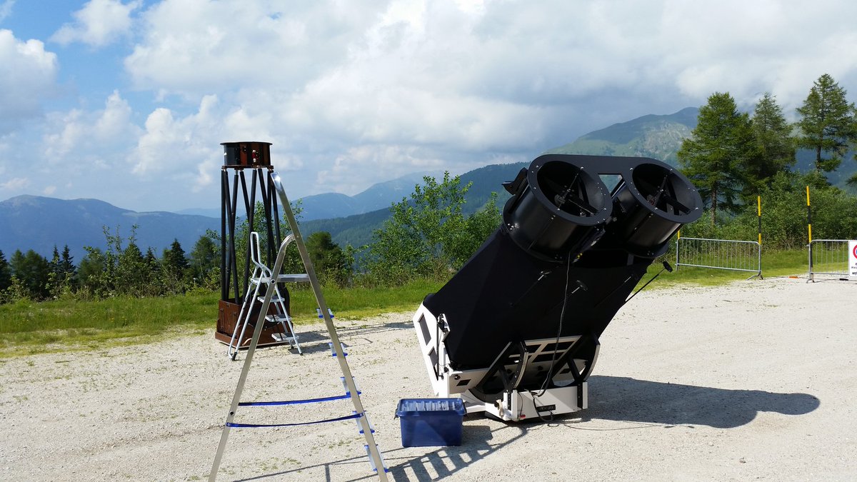 Astrodrawings's tweet photo. The binocular summation factor... what can you see through a telescope with 2 eyes vs 1...
https://t.co/CnRX2VtX3T
#astronomy #binoscope #telescope https://t.co/2OmWn8Pm0U
