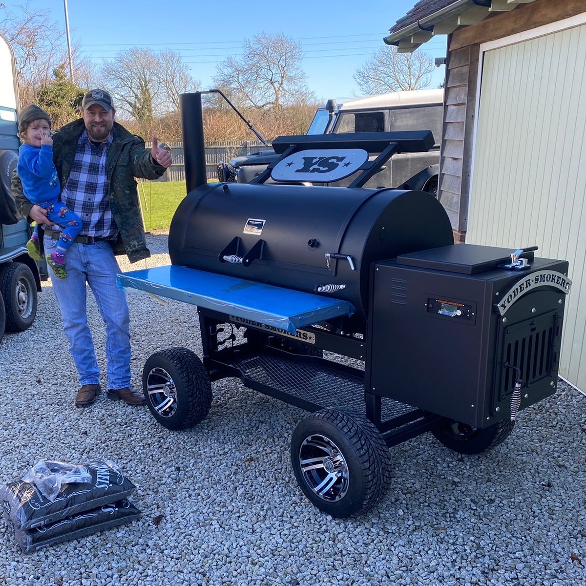 smokey_rebel's tweet image. YODER SMOKERS CIMMRON! 
Smokey rebel are now the proud owners of the biggest, baddest &amp;amp; best Pellet smoker in the world! 

#yodersmokers #teamyoder #yodernation
#smokeyrebel #bbqlife #bbqfamily  #ukbbq