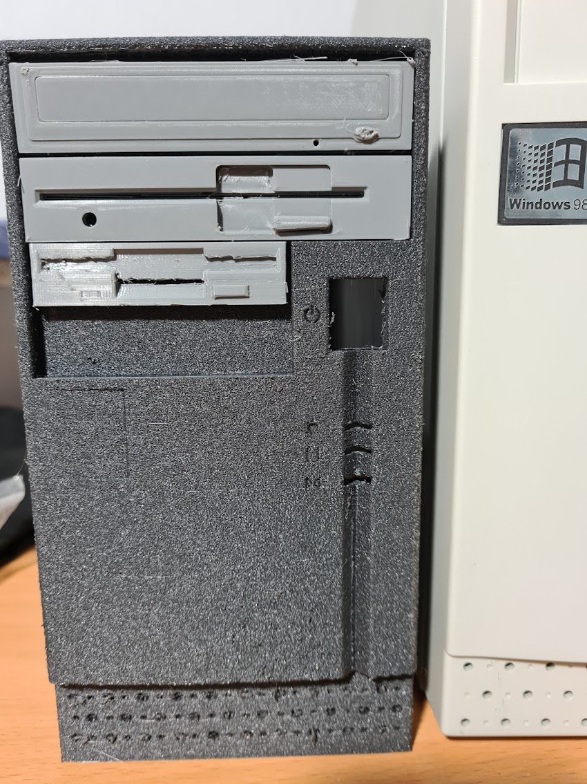 My mini-itx HP ThinClient t5710 windows 98 build is coming to life! #retro 
I'm definitely redoing the drives but overall this is going well! I'll try and share every file I have after I finish this!
cc @BSBrightSpark @gordoslair @jamesfmackenzie