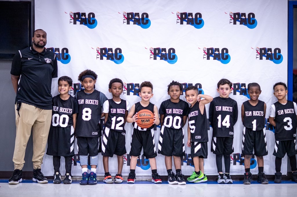 buckets2022's tweet photo. The future is bright kinder/2nd graders..๏ฟผ #TeamBucketsBasketball #WeGetBuckets https://t.co/zDo7e5KdL9