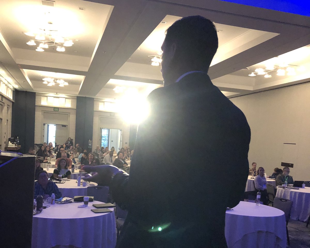 LAPD_Vargas's tweet photo. It was a pleasure to discuss the amazing work by LAPD dispatchers at the 2022 CALNENA conference in La Jolla. We highlighted the innovative work @911lapd is doing on Alternative Dispatch Programs, Special Event Planning and in the daily functions of keeping our community safe. https://t.co/ObpOxGDiXI