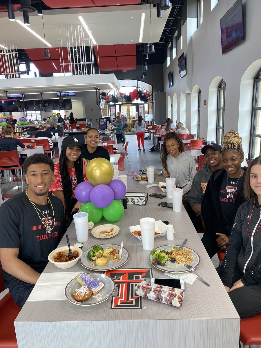 We had a great time celebrating Fat Tuesday today at The Cash! #FuelingChampions