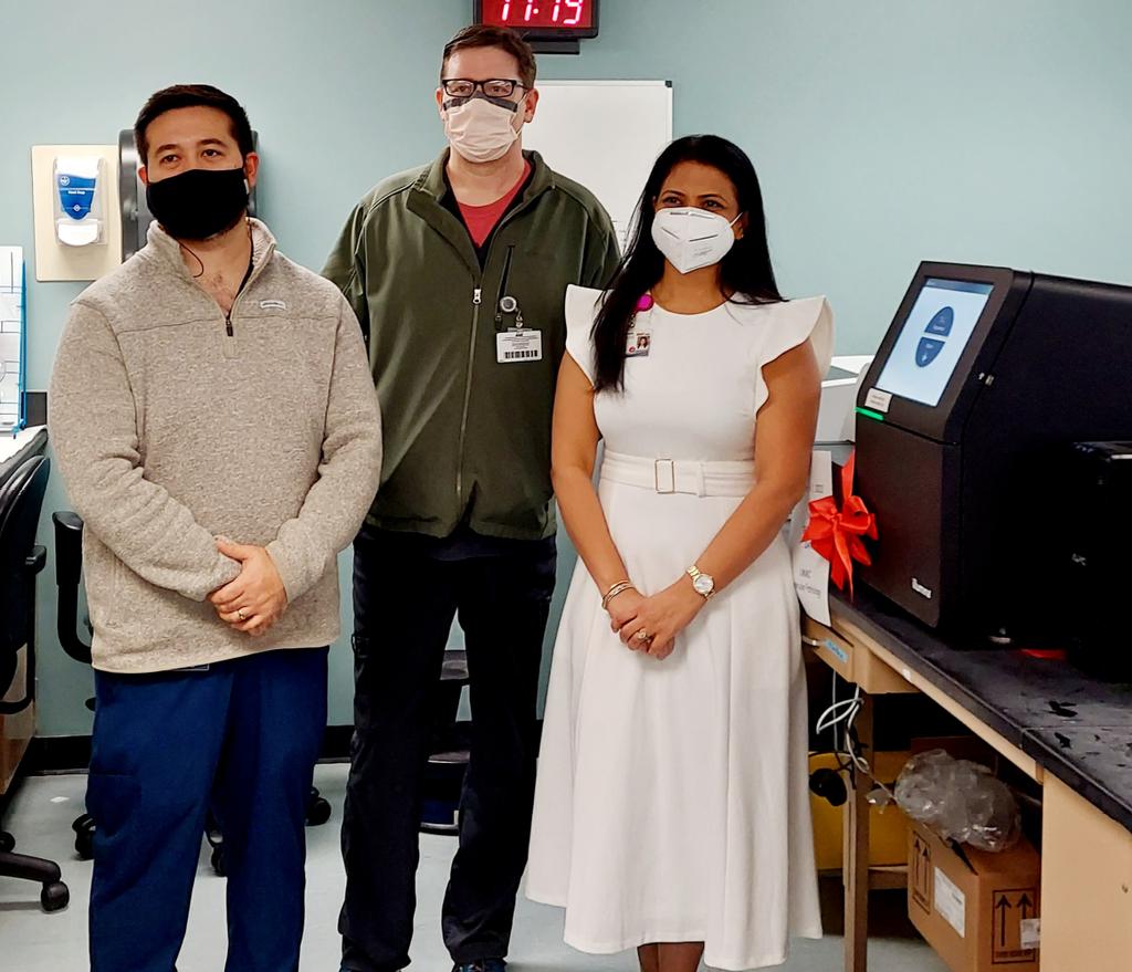 TimAllenMDJD's tweet photo. Extremely proud of the @UMMCnews @UMMC_Pathology team and the laboratory team as we celebrate NGS Go Live Day!
Thank you all for all your hard work.  You were successful even as we work through the pandemic. Many thanks, @drjainsp for your tireless leadership! https://t.co/Goq1NEcPOj