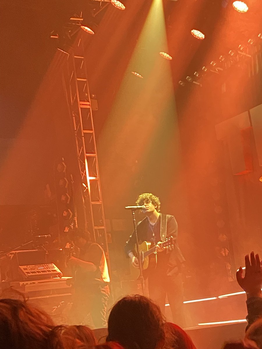 sazzamortimer's tweet photo. @thekooksmusic https://t.co/1lmBO40yPU