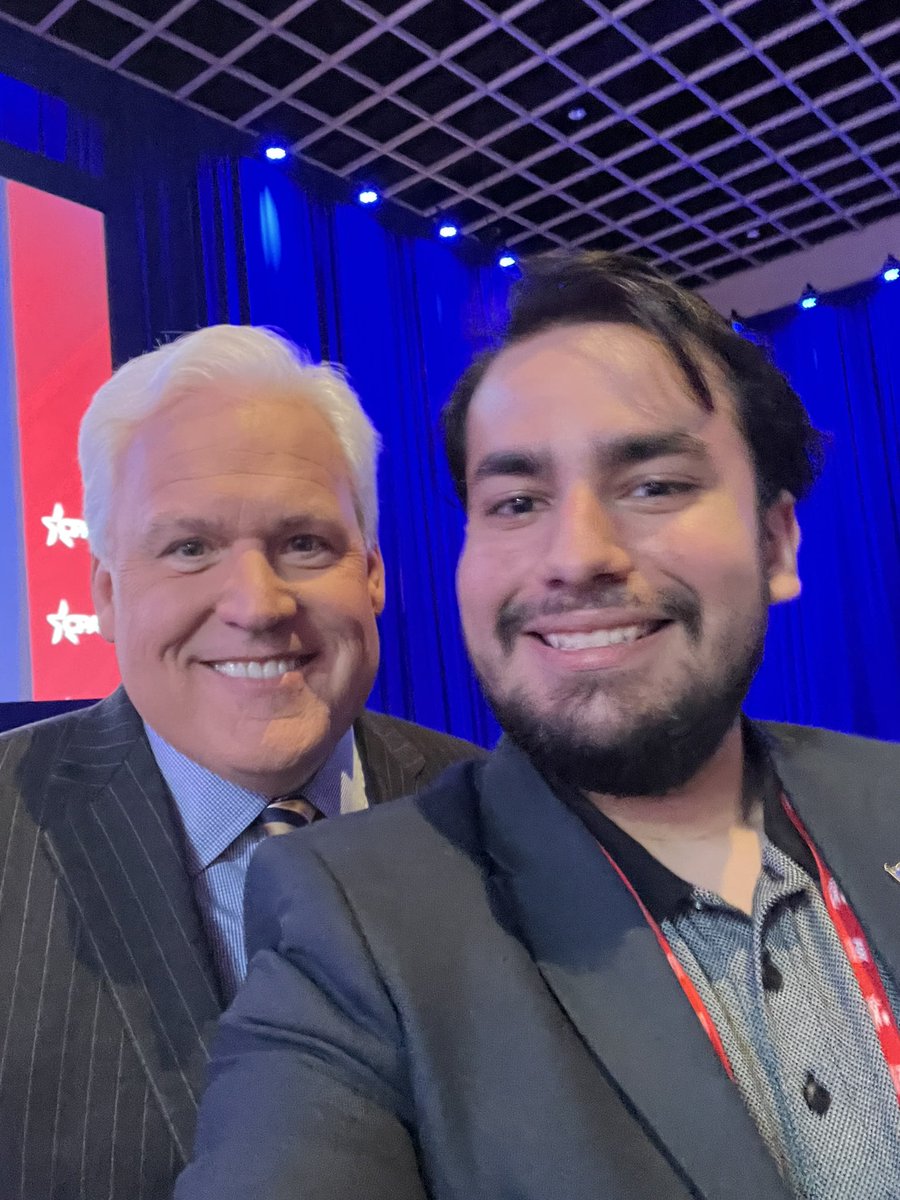 Benjamin R. Roy tweet media