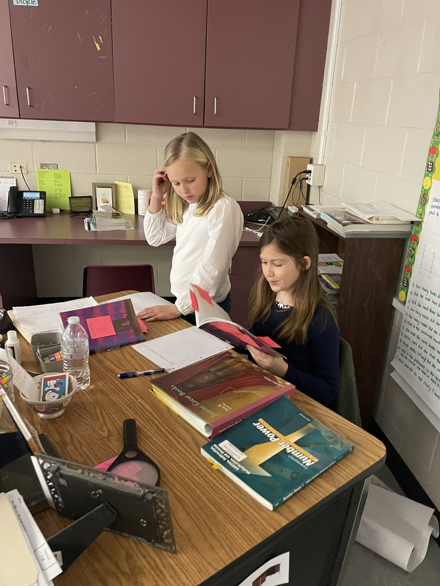 3rd Graders did a wonderful job re-reading our Jr. Great short story this week and created the most thoughtful questions and ideas for our discussion! I’m super proud of these students! #joleaders