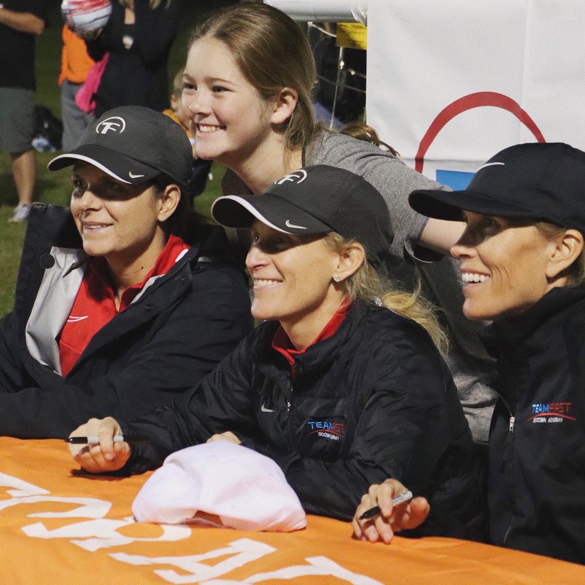 TeamFirstSA's tweet image. ¡𝐃𝐀𝐕𝐄𝐍𝐏𝐎𝐑𝐓, 𝐈𝐎𝐖𝐀!

March 12th &amp;amp; 13th

@miahamm, @kristinelilly and @tvench are ready to meet you 🤗

Registration is still open! 

👉 teamfirst.teamsportsadmin.com/events/details…
