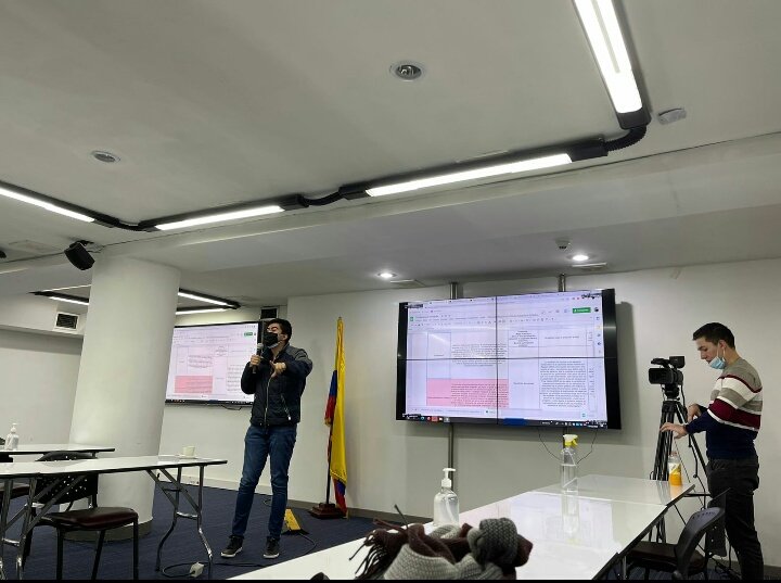 CMeritocraciaUN's tweet photo. El equipo del Centro de Pensamiento en Evaluación y Meritocracia en la presentación de resultados finales de la investigación sobre Capacidad Institucional en entidades territoriales de Colombia ante el Departamento Administrativo de Función Pública. https://t.co/1dNDH0awK4