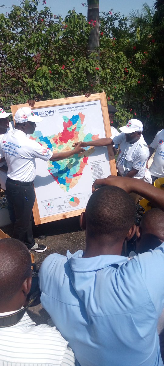 BuntuTv's tweet photo. #Burundi : La Plateforme nationale de gestion de catastrophes vient de bénéficier d'une #cartographie #multirisque à l'occasion de la journée mondiale de la #protection civile. Les cérémonies ont été rehaussées par le ministre de @MininterInfosBi https://t.co/UGisLKcDVg