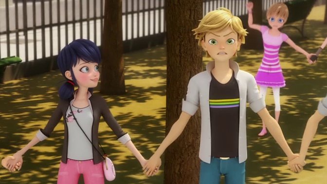 I LOVE how Adrien always look like he's about to start a fist fight ?? meanwhile marinette is just smiling at him like😊they're adorable together