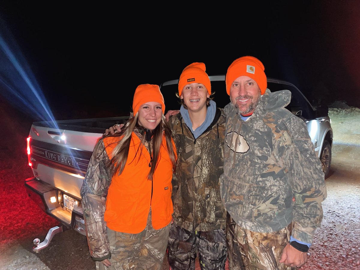 lyzlutt's tweet photo. Happy Birthday to the best dad a girl could ever ask for! Thank you for everything you do for our family! We love you so much @BigbassLutt2 🤍 https://t.co/7vVZSnf3Be