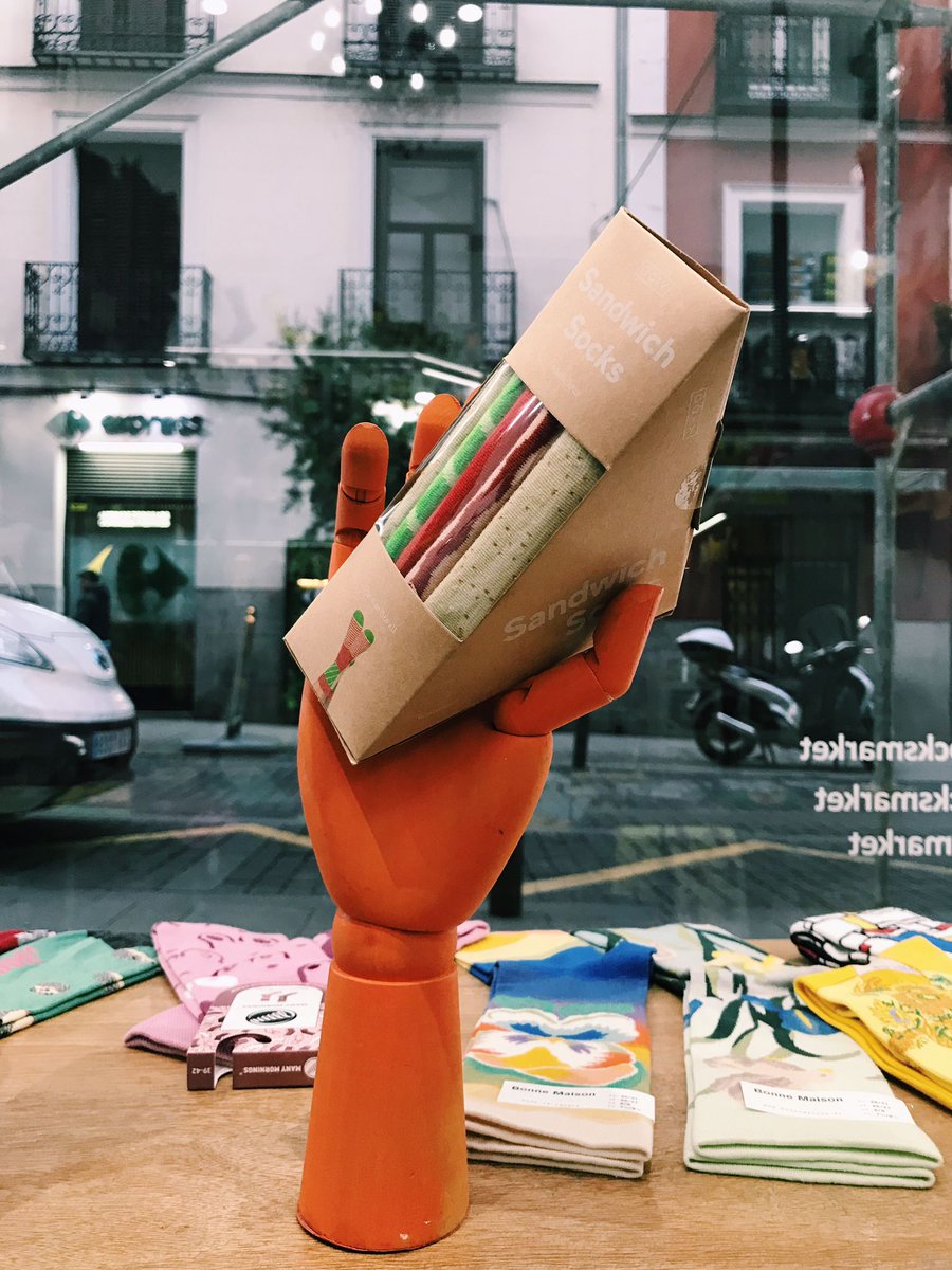 socksmarket's tweet photo. A quien no le apetece un sandwich...😋😋😋
#Socks #SocksMarket #CalcetinesMolones #Calcetines #Instaff #RegalosOriginales #CalcetinesDivertidos https://t.co/bGigKZkdEE