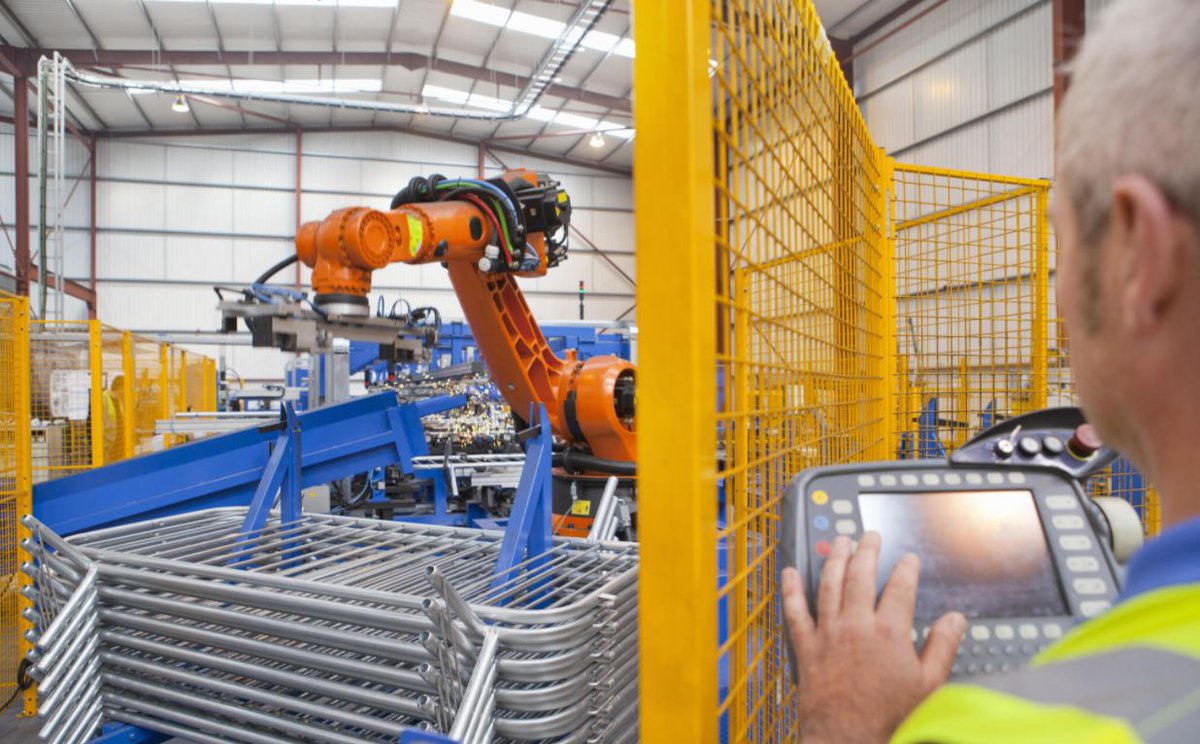 MSC_Industrial's tweet photo. Are your #machineguards in compliance? #OSHA takes protecting workers from cuts, amputation or flying chips very seriously. https://t.co/utZk4YTg59
#machining #machiningsafety #workplacesafety https://t.co/GnFTVYW3x7