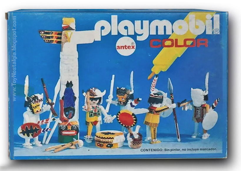 PlaymoNostalgia's tweet photo. Los envases de Playmobil COLOR de la segunda etapa presentaban el logtipo de la marca como un arcoiris y la composición de la fotos estaba compuesta por dos tomas independientes: pintada y sin pintar.

#playmobil #color #limitededition #playmobilcolor #Custom https://t.co/vOBFfhiOv3