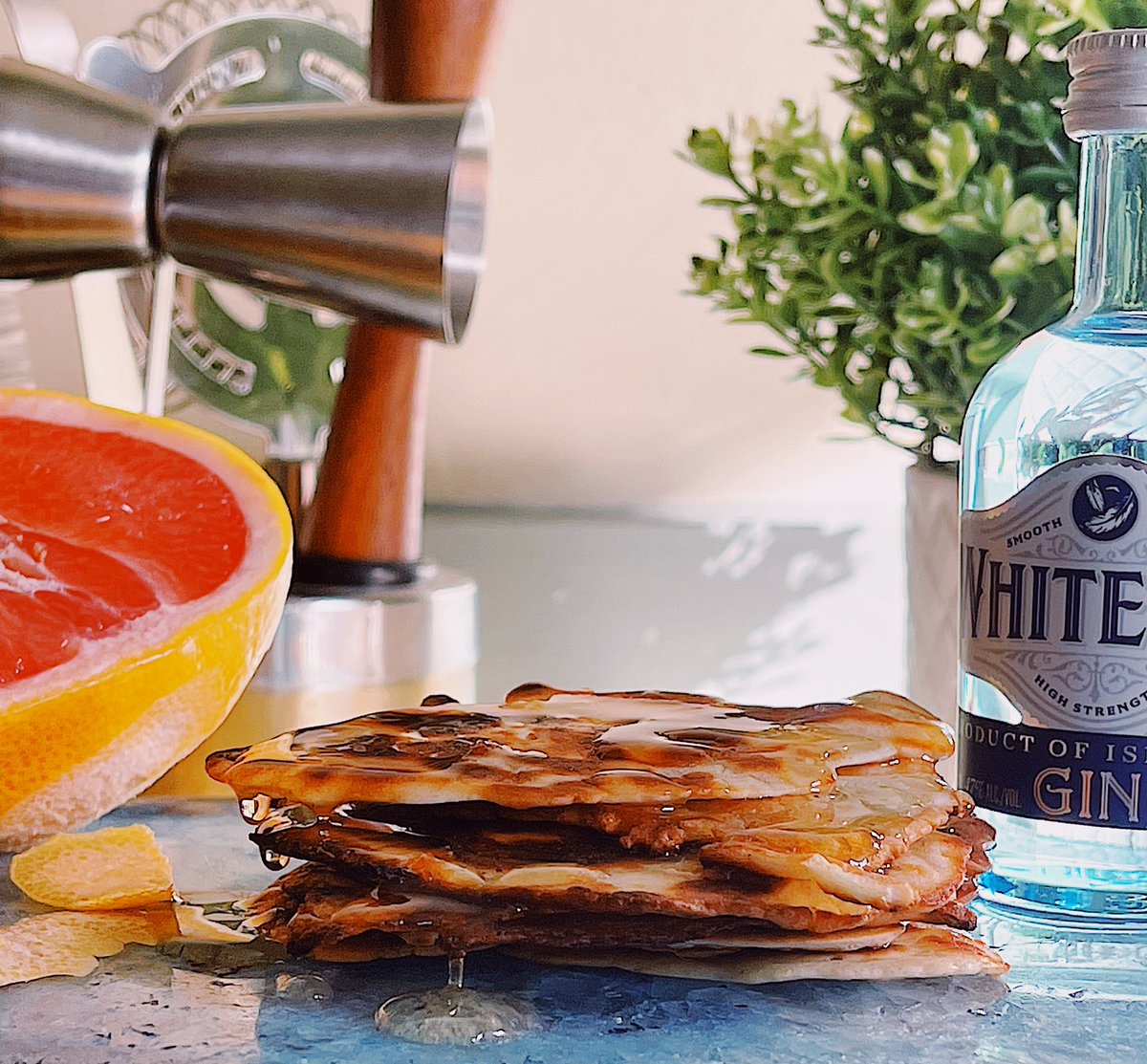 Whitetail Gin tweet media