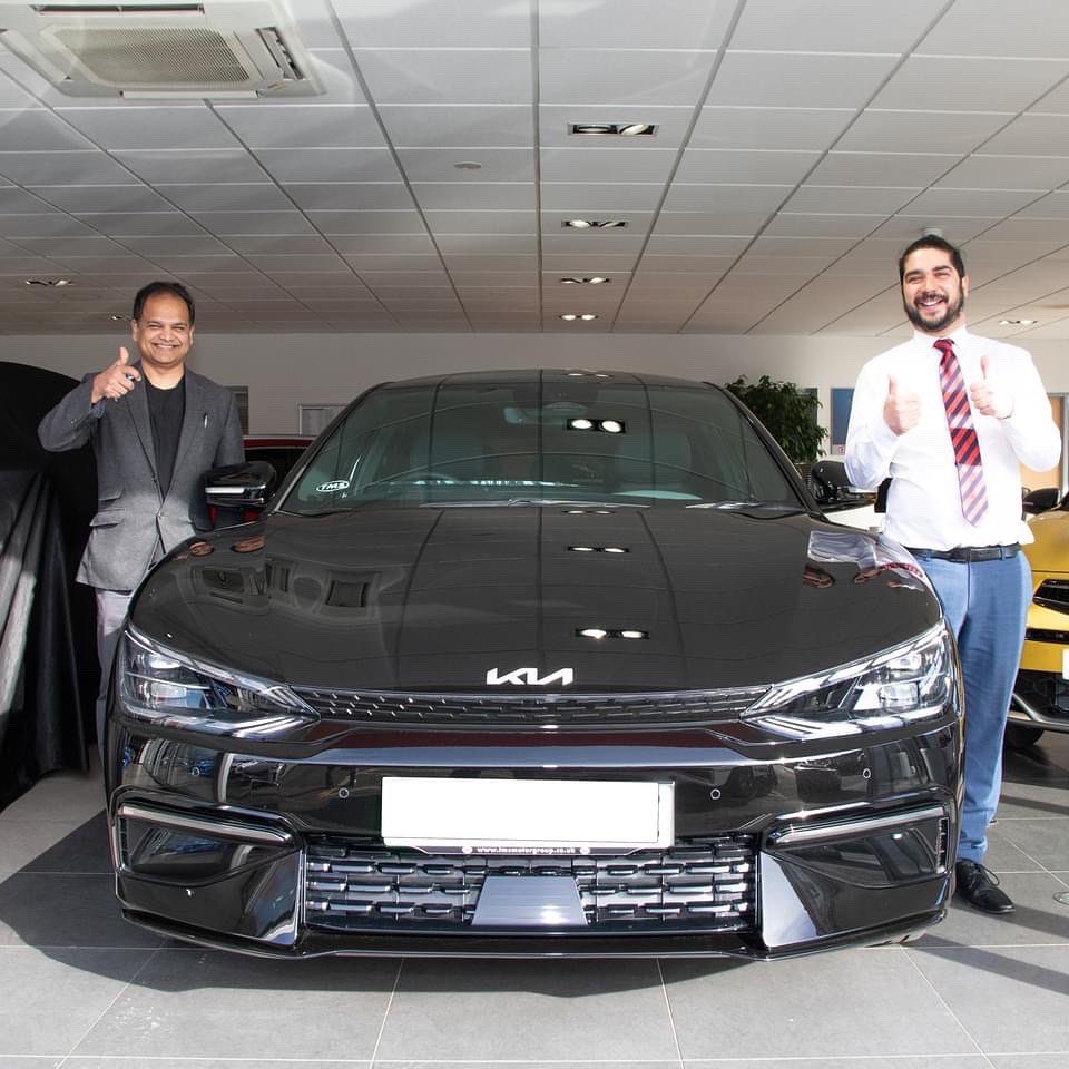 TMSMotorGroup's tweet image. Here are just a few of the 22 plate collections today!

For more information on the Kia range &amp;amp; offers - bit.ly/3dJJOPR

#newcar #carrelease #kiacars #Kia  #KiaUK #KiaDealer #Kialeicester #ElectricVehicles #KiaEV6
