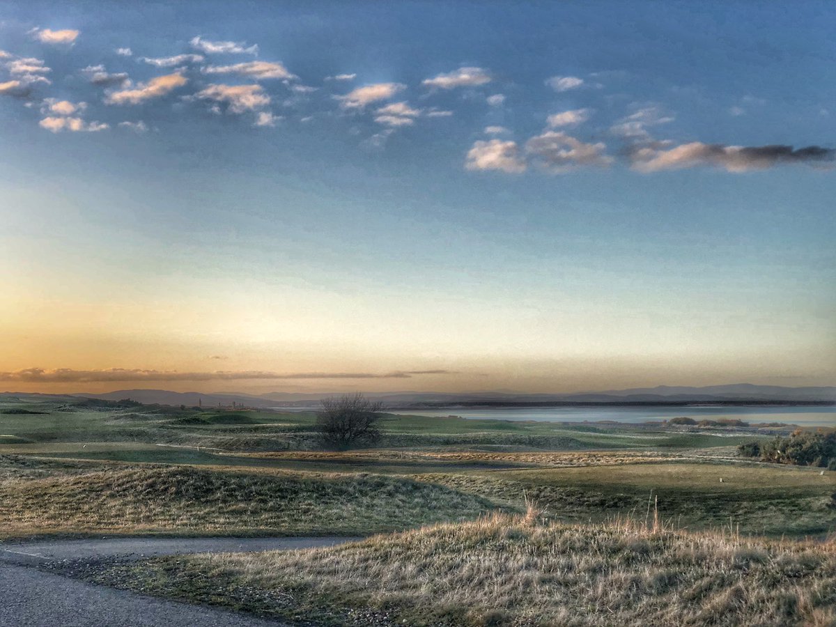 Lundin_Pro_Shop's tweet photo. A few days of networking ahead @FairmontStA overlooking The Auld Grey Toon spreading the love on everything Lundin Links….. #SGTW21 #forgingrelationships @lundingolfclub https://t.co/NtqEQlPY1A