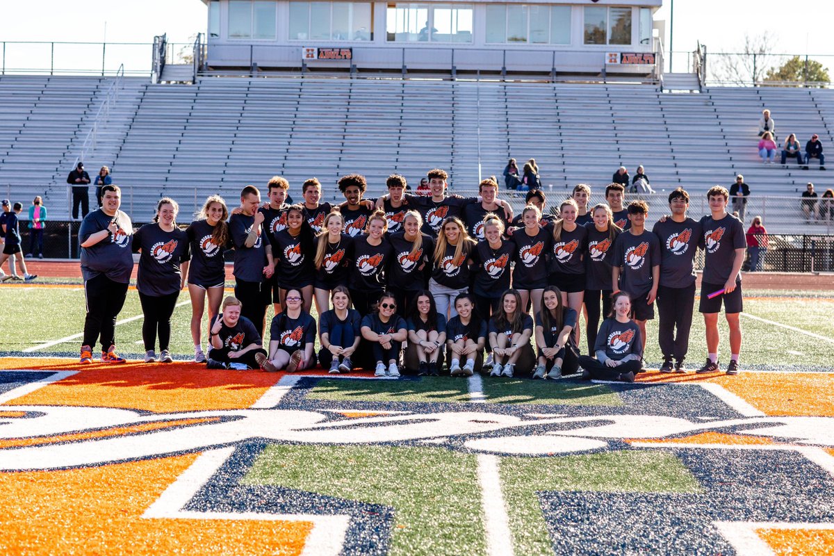 HarrisonUnified's tweet photo. Although out Unified Basketball games are over 😔, Unified Track is JUST around the corner!!!!
Are you interested in joining the squad? If so, there will be a Unified Track call out NEXT Tuesday (a week from today) during Activity Period. We hope to see you there. 😉 https://t.co/jTAdevpfxT