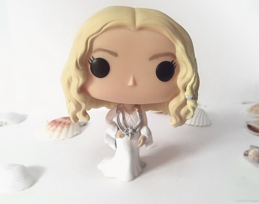 AvrilRLPortugal's tweet photo. The funko pops I made of @AvrilLavigne Sk8er Boi, Girlfriend, Head Above Water ❤️ https://t.co/uMMcY51JrV