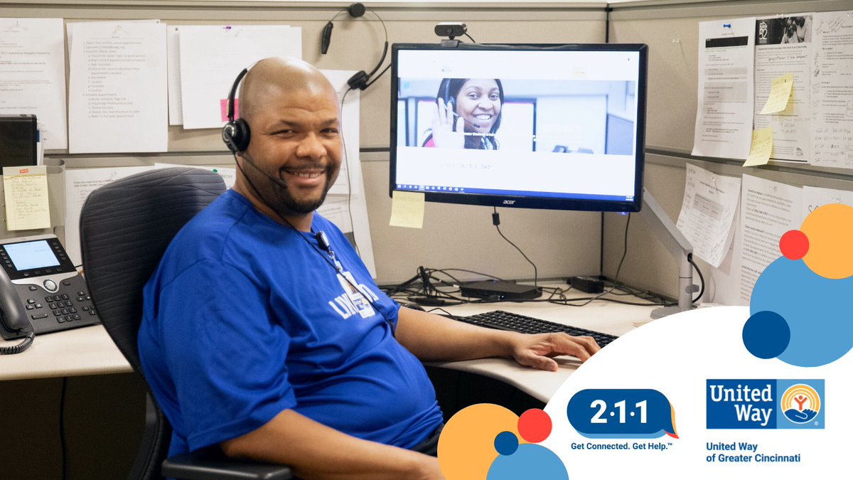 UnitedWayGC's tweet photo. Did you know, our 211 Helpline☎️ received 49,000 calls this past year? Many of those calls are answered by Rickie. He takes calls at our #211Helpline, a 24-hour call center that connects callers to #socialservices🤳
Dive into a day in Rickie’s life: https://t.co/rP31h68Mot https://t.co/jfdlcO7FXm